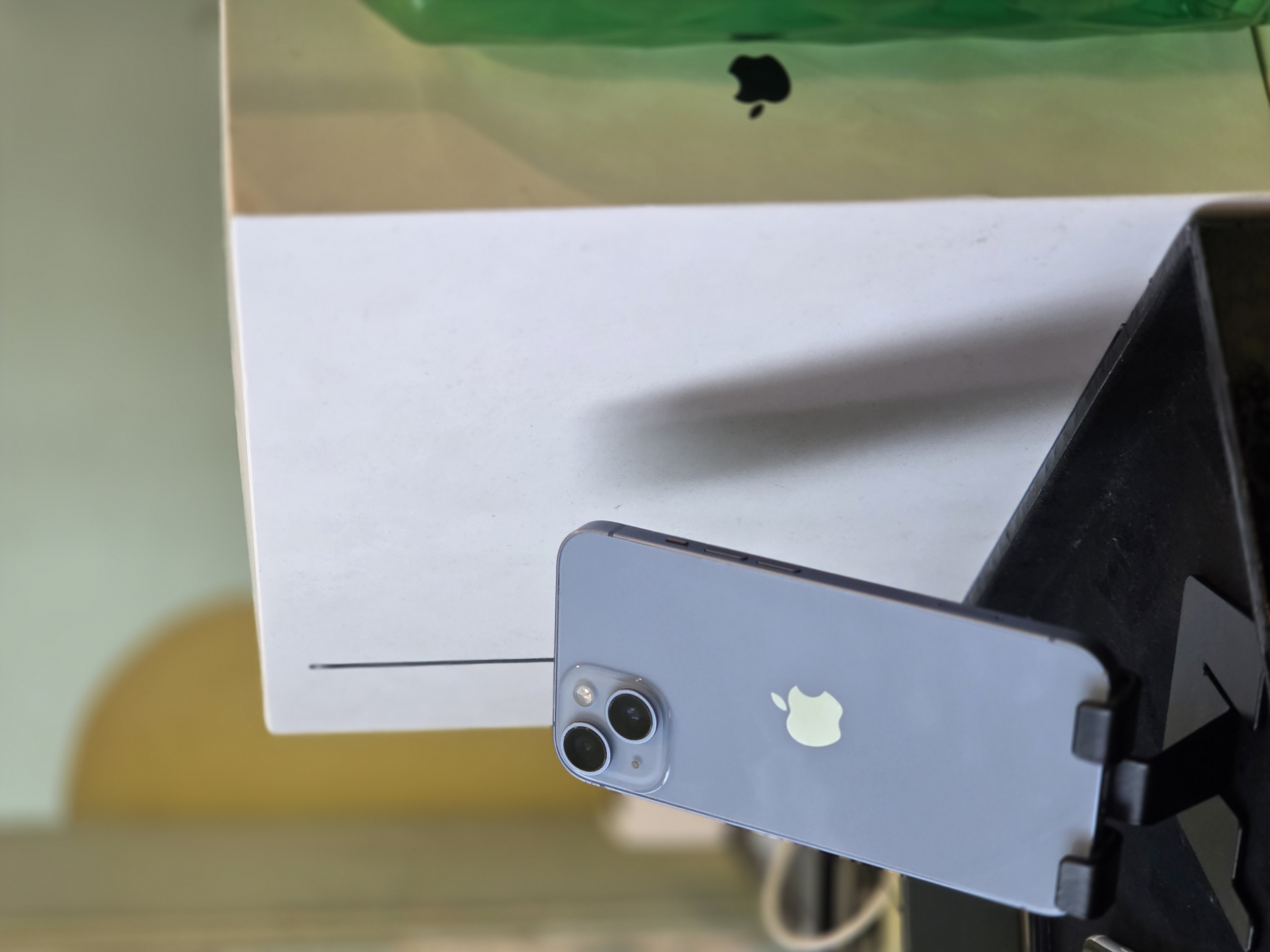 REFURBISHED IPHONE 14 128GB photo 3